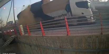 Kaldırımda Yürürken Hayatının Şokunu Yaşadı