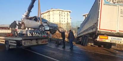 Şanlıurfa’da Buzlanma Nedeniyle Zincirleme Kaza: 2 Ölü