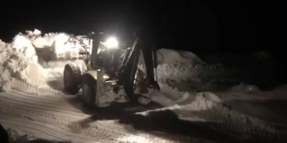 Şırnak’ta Köy Yollarında Karla Mücadele Sürüyor