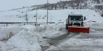 Şırnak’ta Karla Mücadele Çalışmaları Aralıksız Sürüyor