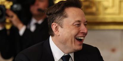 Elon Musk net serveti 800 milyar doları aşan tarihteki ilk insan oldu