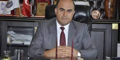 Eski Belediye Başkanı Oğlu Tarafından Baltayla Öldürüldü