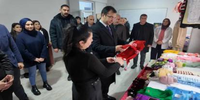 Beytüşşebap’ta El Emeği Rüzgârı! Kışlık Ürünler Görücüye Çıktı