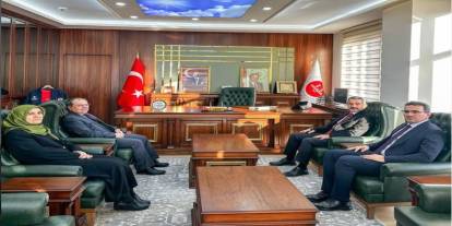 Vali Ekici'den Müftü Yeşiloğlu'na Hayırlı Olsun Ziyareti