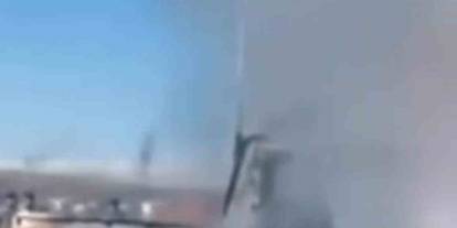 Batman’da seyir halindeki kamyonet alev alev yandı