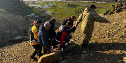 Siirt’te şarampole yuvarlanan otomobilde 1 kadın öldü, 1 kişi yaralandı