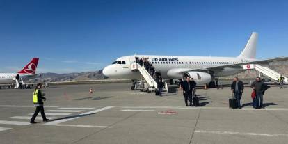 Almanya’dan Havalanan 145 Yolculu Uçak Şırnak’a İniş Yaptı