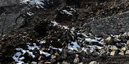 Şırnak’ta Aşırı Yağış İstinat Duvarını Çökertti: Yeni Yapılan Duvarlar Tartışma Yarattı