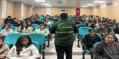 Şırnak’ta Öğrencilere Teknoloji Bağımlılığı Eğitimi