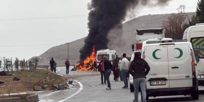 Batman’da kontrolden çıkan otomobil takla atıp alev aldı, 1 kişi yaralandı