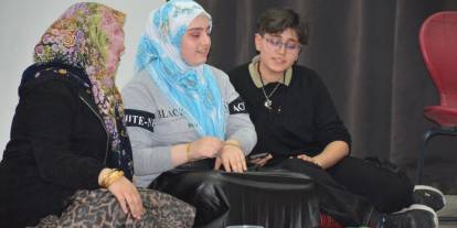 Silopi'de "Boş Sandalye" adlı oyun sahnelendi