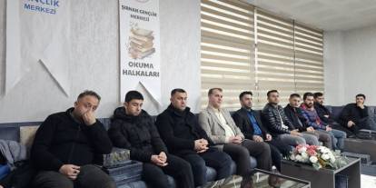 Şırnak’ta ilahiyatçı akademisyen ve köşe yazarlarımız gençlerle buluştu