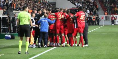 Amedspor evinde yarım düzine gol attı