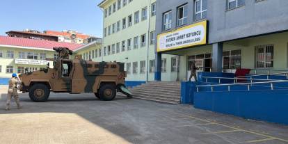 Lisedeki Silahlı Saldırıda 13 Öğrenci Yaralandı