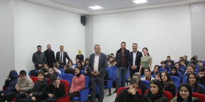 Cizre'de "LGS Hazırlık ve Motivasyon" semineri gerçekleştirildi