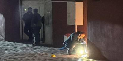 Eşini ve kızını silahla ağır yaralayan şahıs kendini ihbar etti