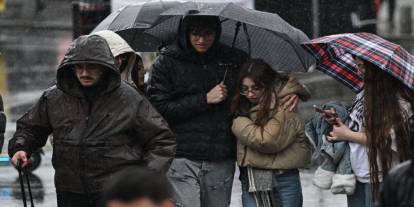 Yurdun Büyük Bölümünde Yağış Var! Meteoroloji'den Uyarılar!