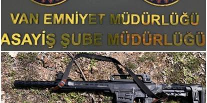 Van’da aranan 55 kişi yakalanarak tutuklandı