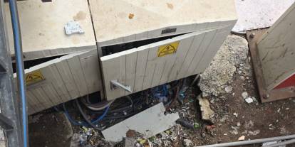 Şırnak’ta Açık Elektrik Panosu Korkutuyor: Vatandaşlar Acil Önlem Bekliyor