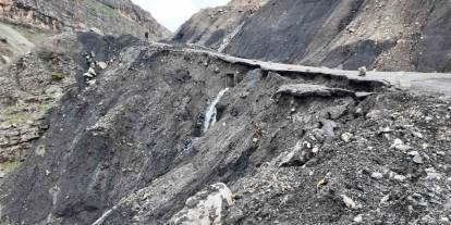 Şırnak’ta Yağışla Beraber Heyelan Oluştu