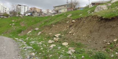 Şırnak’ta Korkutan Manzara: Ağır Hasarlı Evlerde Yaşam Mücadelesi