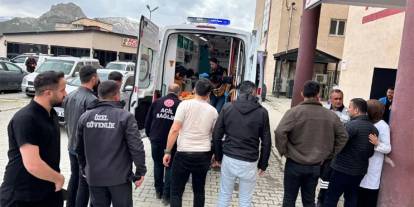Hakkari’de kurum personeline saldırı: 1 kişi ağır yaralandı