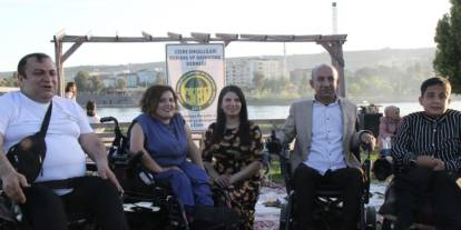 Cizre’de engelli bireyler ve anneleri unutulmaz bir gün yaşadı