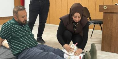 Uludere’de Öğretmenler İlk Yardım Eğitiminde Buluştu