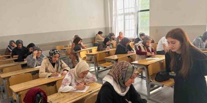 Diyarbakır’da Veliler Okudukları Kitaptan Sınava Tabii Tutuldu