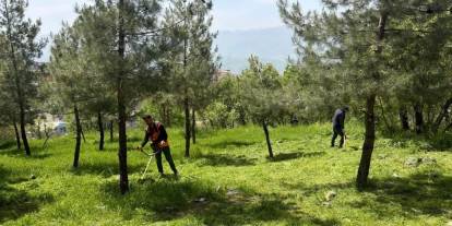 Şırnak’ta Mezarlık Ve Yeşil Alanlarda Temizlik Çalışması