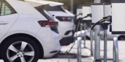 Türkiye'de Otomobil Tercihi Değişti: Satılan Her 2 Otomobilden 1’i Elektrikli ya da Hibrit