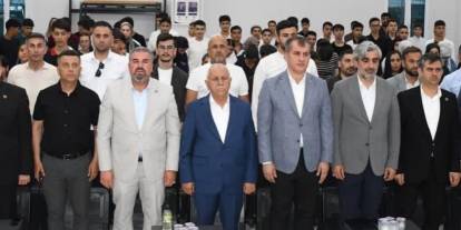 “Modern Savaşların Gölgesinde Hz. Peygamber’in Savaş Ahlakı” Paneli Yoğun Katılımla Gerçekleştirildi