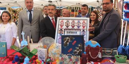 Şırnak’ta Hayat Boyu Öğrenme Haftası Coşkusu: 23 Bin 983 Kursiyerin Eserleri Sergilendi