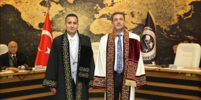 Şırnak Üniversitesi’nde Akademik Kadro Güçleniyor: Doç. Dr. Erhan Kırtepe’ye Cübbe Giydirildi