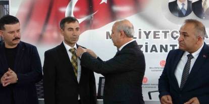 Partisinden İstifa Eden 300 Kişi Mhp’ye Katıldı