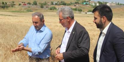 HÜDA PAR’lı Şehzade Demir’den Tahıl Fiyatlarına Tepki: “Çiftçi Bu Şartlarda Ayakta Kalamaz”