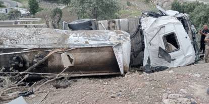 Şırnak'ta Su Tankeri Şarampole Yuvarlandı: 1 Yaralı
