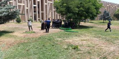 27 yaşındaki bir kişi parkta ölü olarak bulundu
