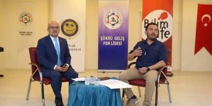 Dijital Dünyada Yapay Zekâ ve Geleceğin Meslekleri Buluşması”na yoğun ilgi