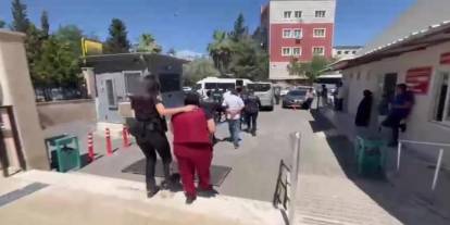 İş bulma vaadiyle vatandaşları dolandıran 5 kişi tutuklandı