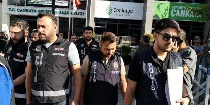 Belediyeye operasyon: Başkan dahil çok sayıda kişi gözaltında