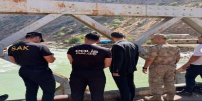 Habur Çayı'nda Kayıp Genci Arama Çalışmalarını Kaymakam Kaya Yerinde İnceledi