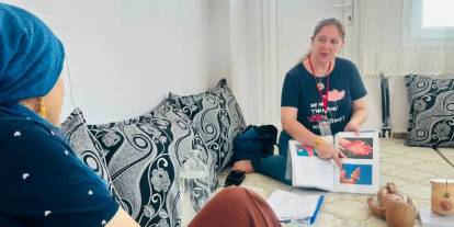 Cizre'de ev ziyaretleriyle anne ve bebek sağlığı takip ediliyor