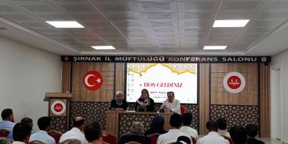 Şırnak'ta "Koruyucu Aile" Paneli Düzenlendi
