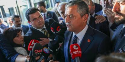 Özel'den yeni parti açıklaması: CHP'den ilk milletvekili istifası geldi!
