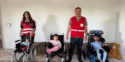 Kızılay'dan Cam Kemik Hastası 3 Kardeşe Yardım Eli