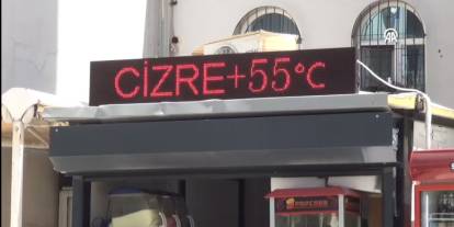 Cizre’de Sıcaklık 80 Dereceyi Aşıyor, Ustalar Çalışmaya Devam Ediyor