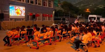 Uludere’de Çocuklar “Gökyüzü Altında Çocuk Kahkahaları” Etkinliğinde Buluştu