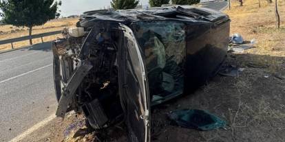 Cizre’de otomobil elektrik direğine çarptı: 1 kişi yaralandı
