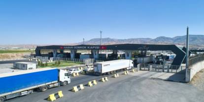 Habur Sınır Kapısı’nda ihracat TIR geçişlerinde rekor